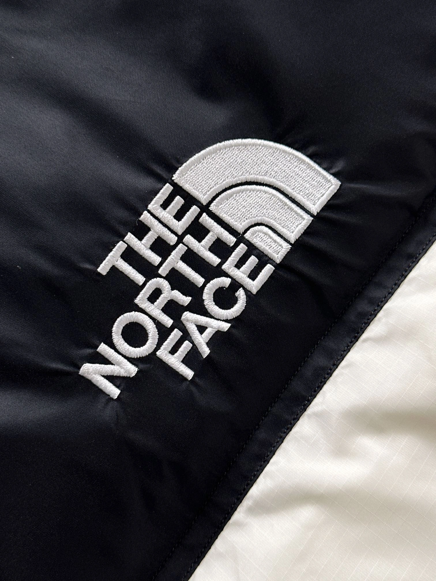 Contemporary The North Face Down Jackets 173112