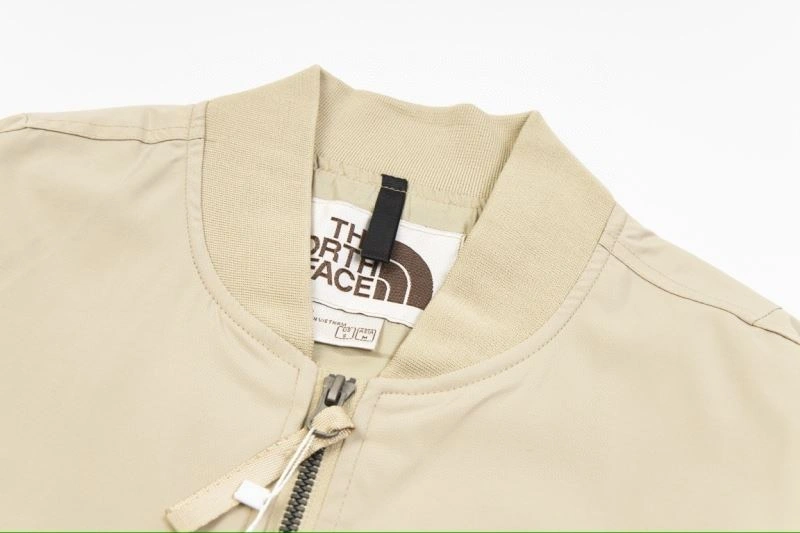 The North Face Outwear Breathable 173038