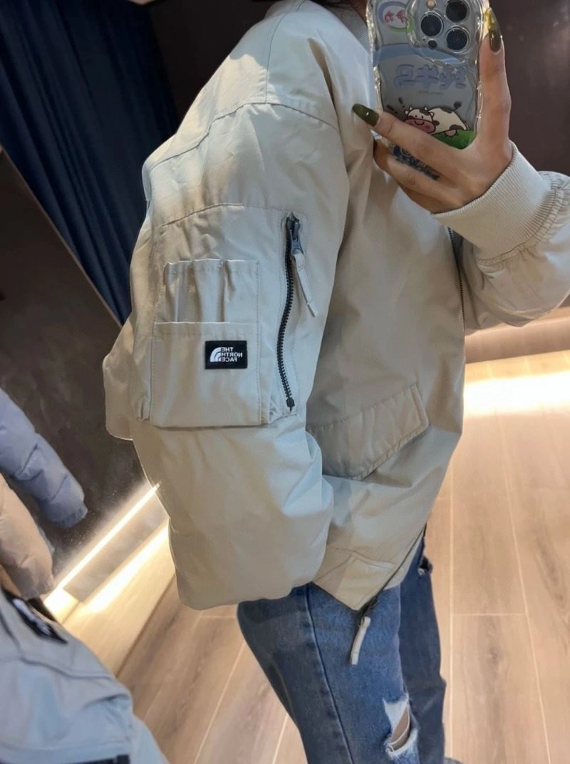 The North Face Outwear Breathable 173038
