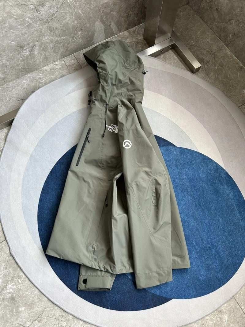 The North Face Outwear ModernLook 173053