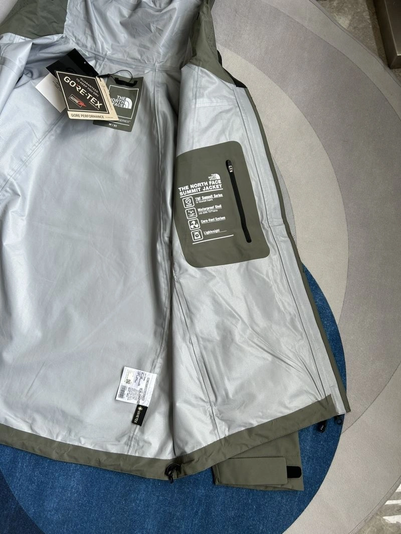 The North Face Outwear ModernLook 173053