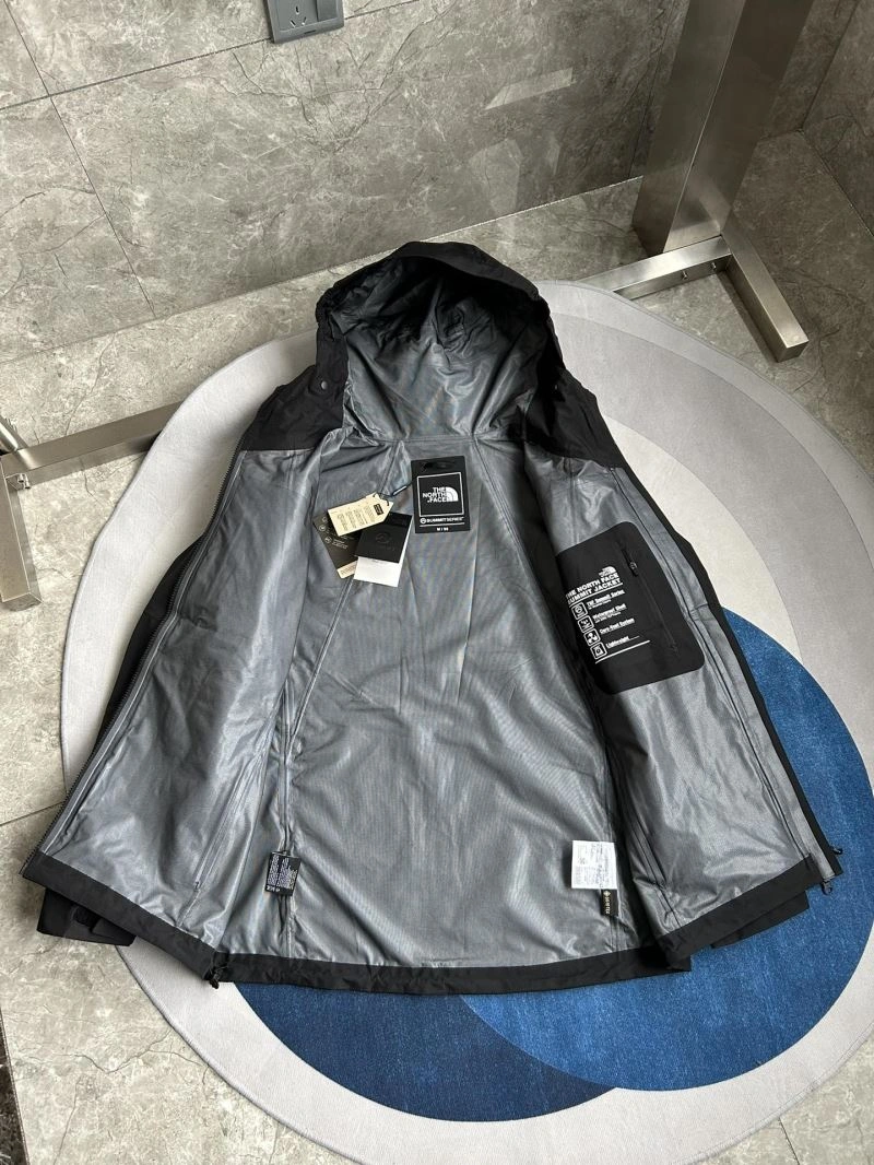 The North Face Outwear RelaxedFit 173043