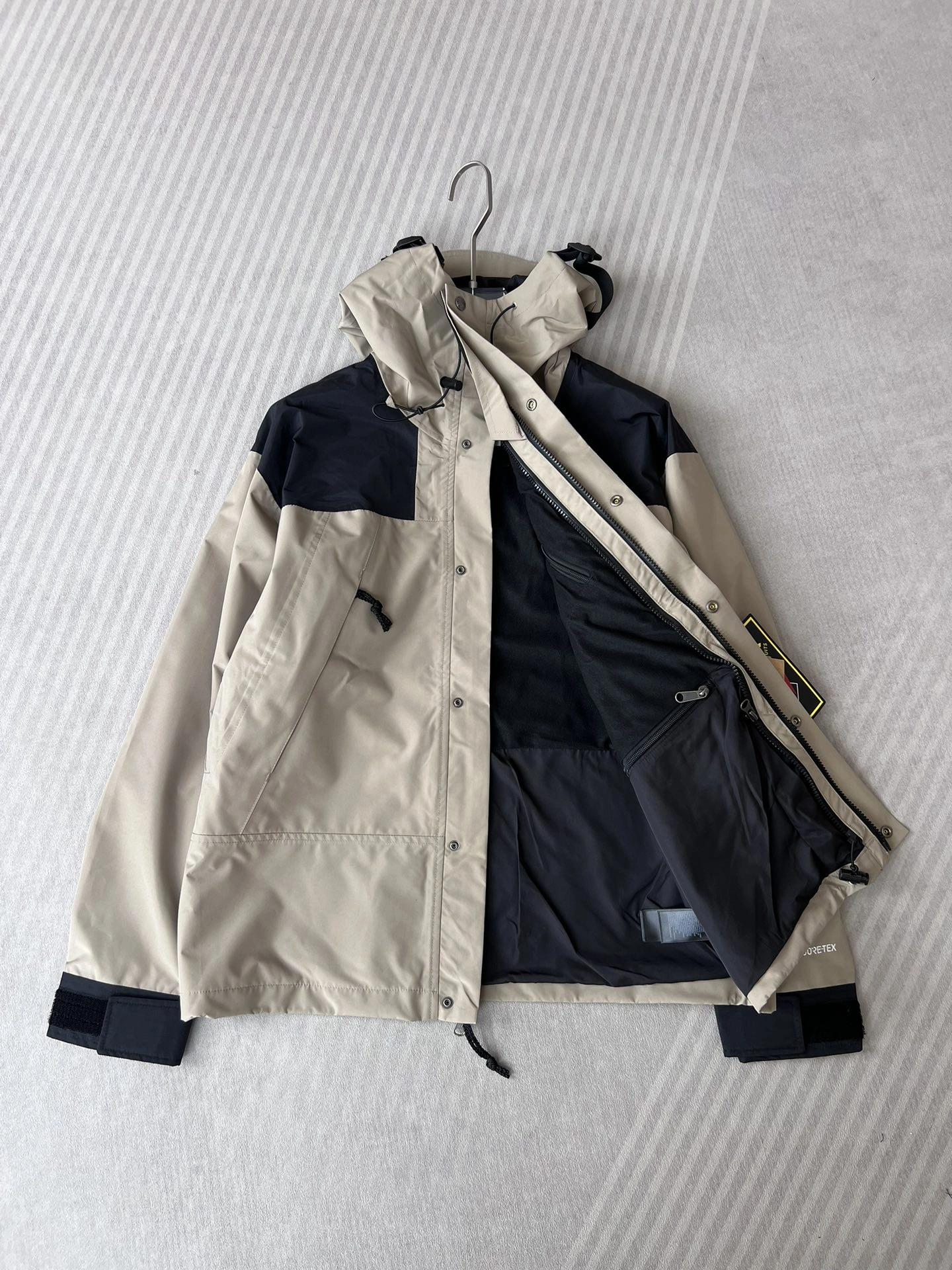 The North Face Outwear OdorResistant 173128