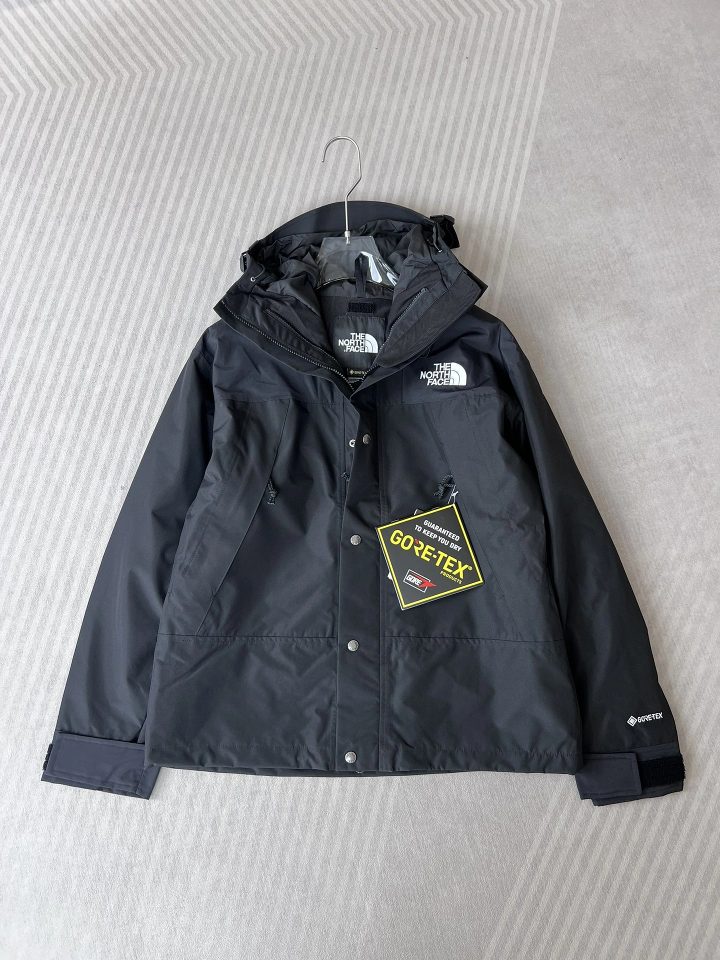 The North Face Outwear Sleek 173123