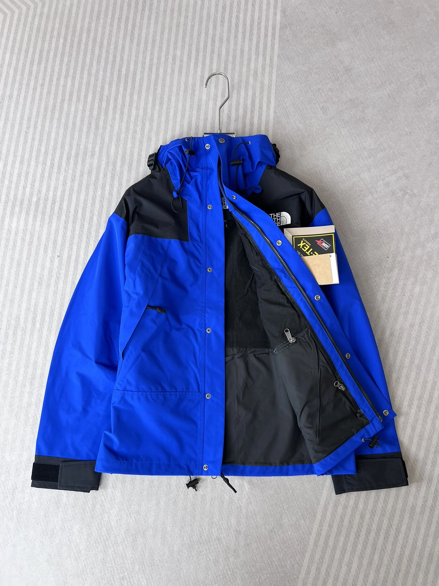 The North Face Outwear Breathable 173121