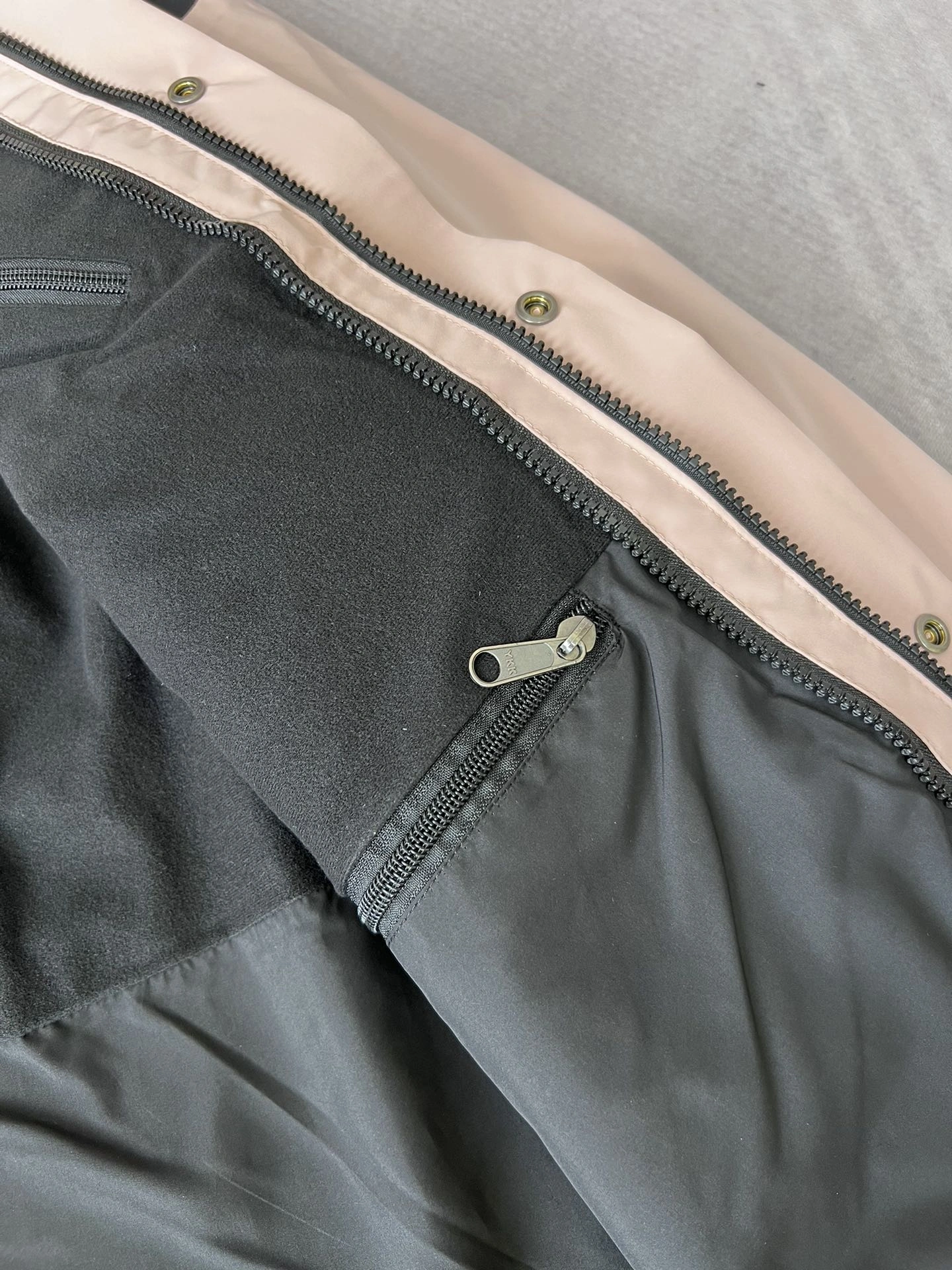 SoftTouch The North Face Outwear 173120