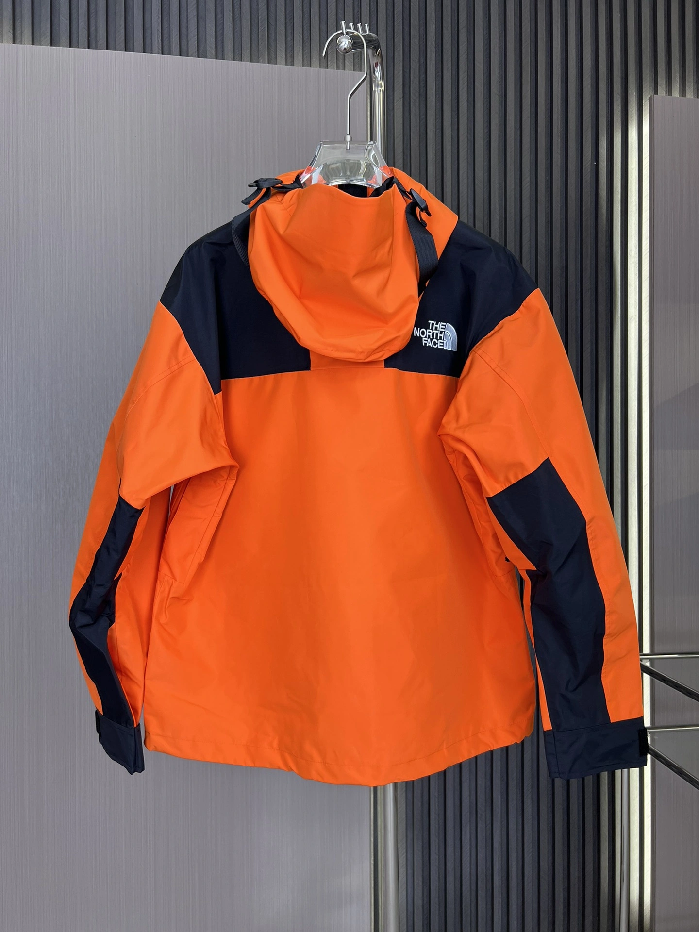 The North Face Outwear Breathable 173116