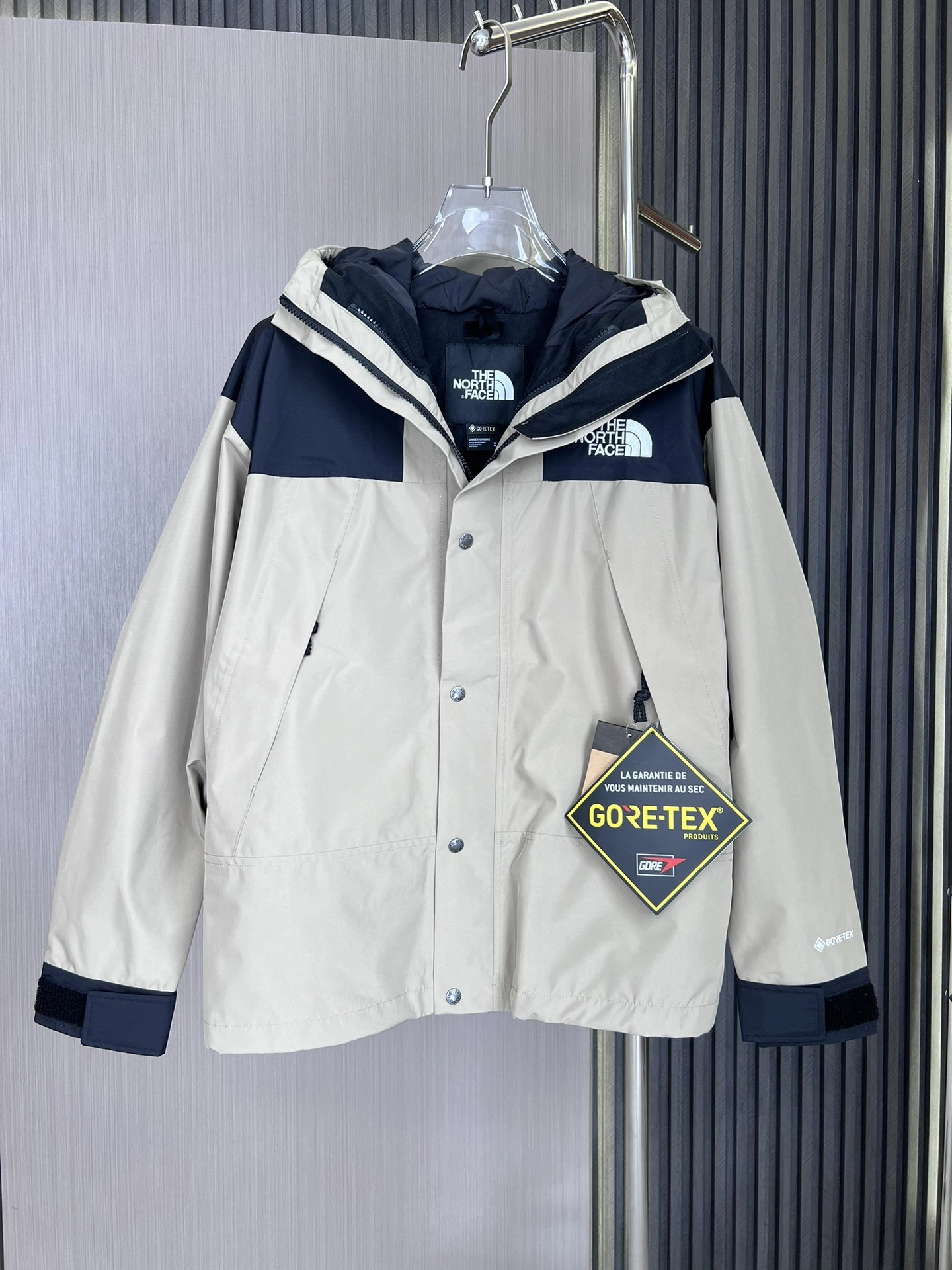 The North Face Outwear Stretchable 173118