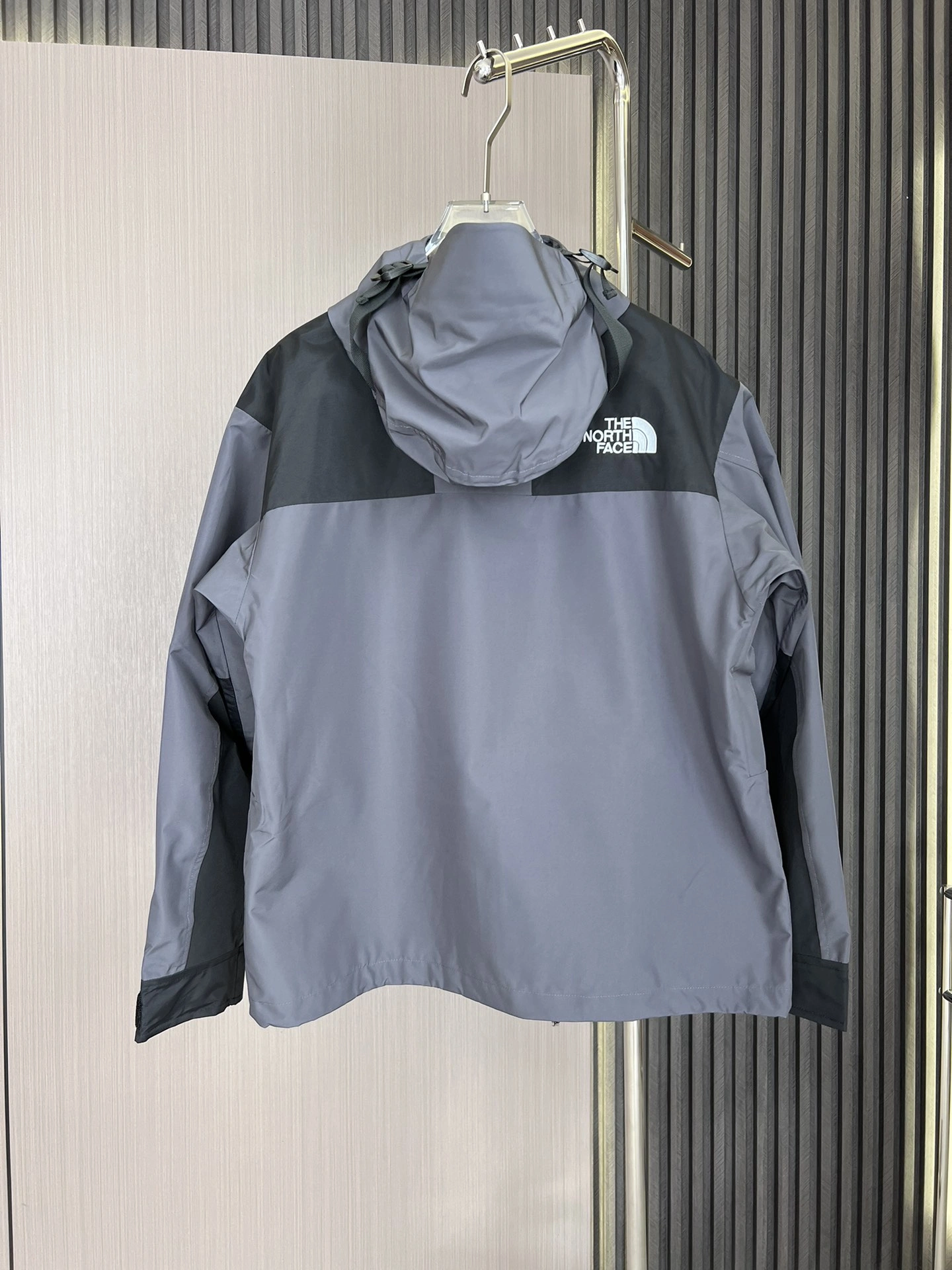 Classic The North Face Outwear 173156