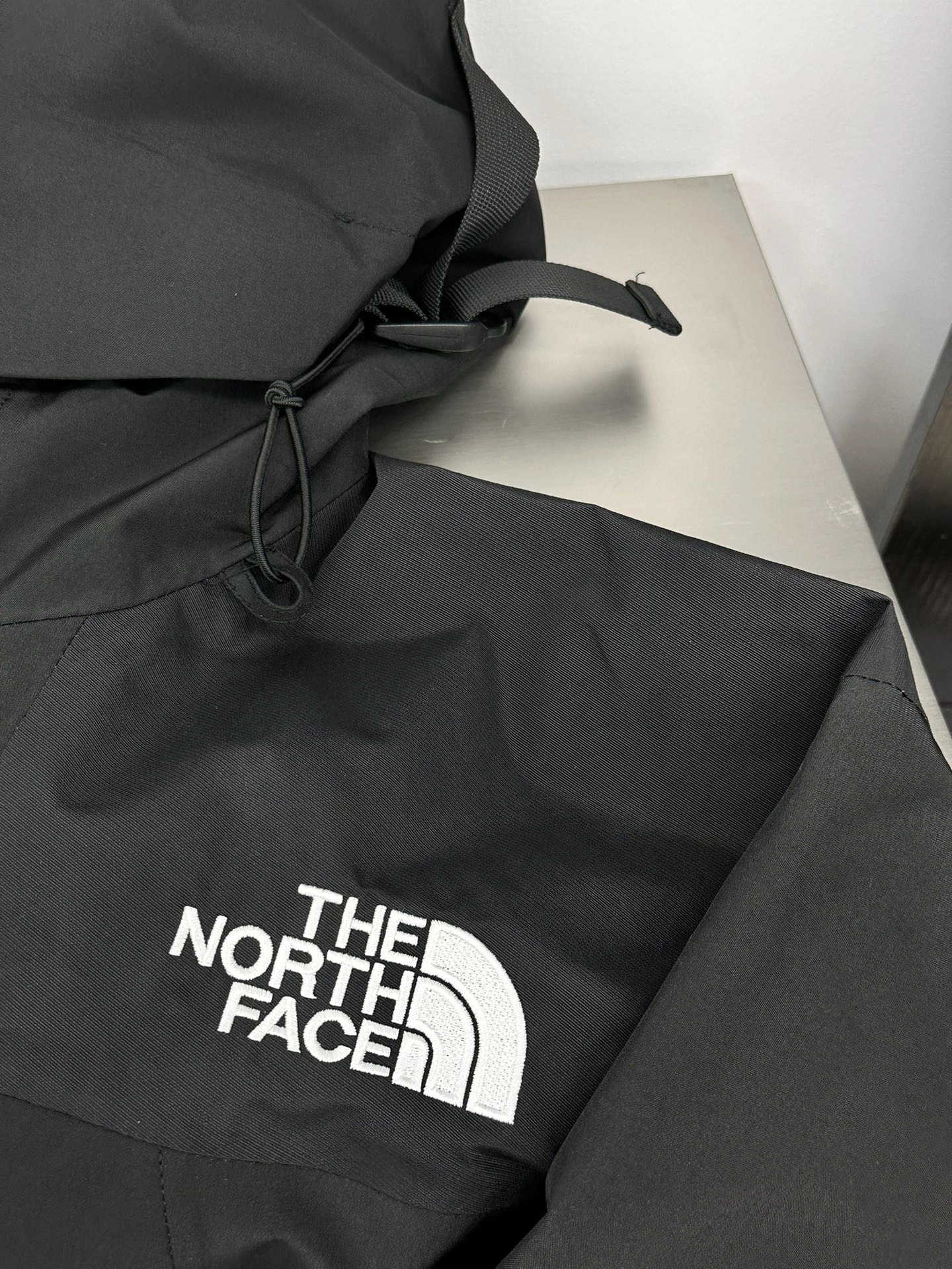 Breathable The North Face Outwear 173098