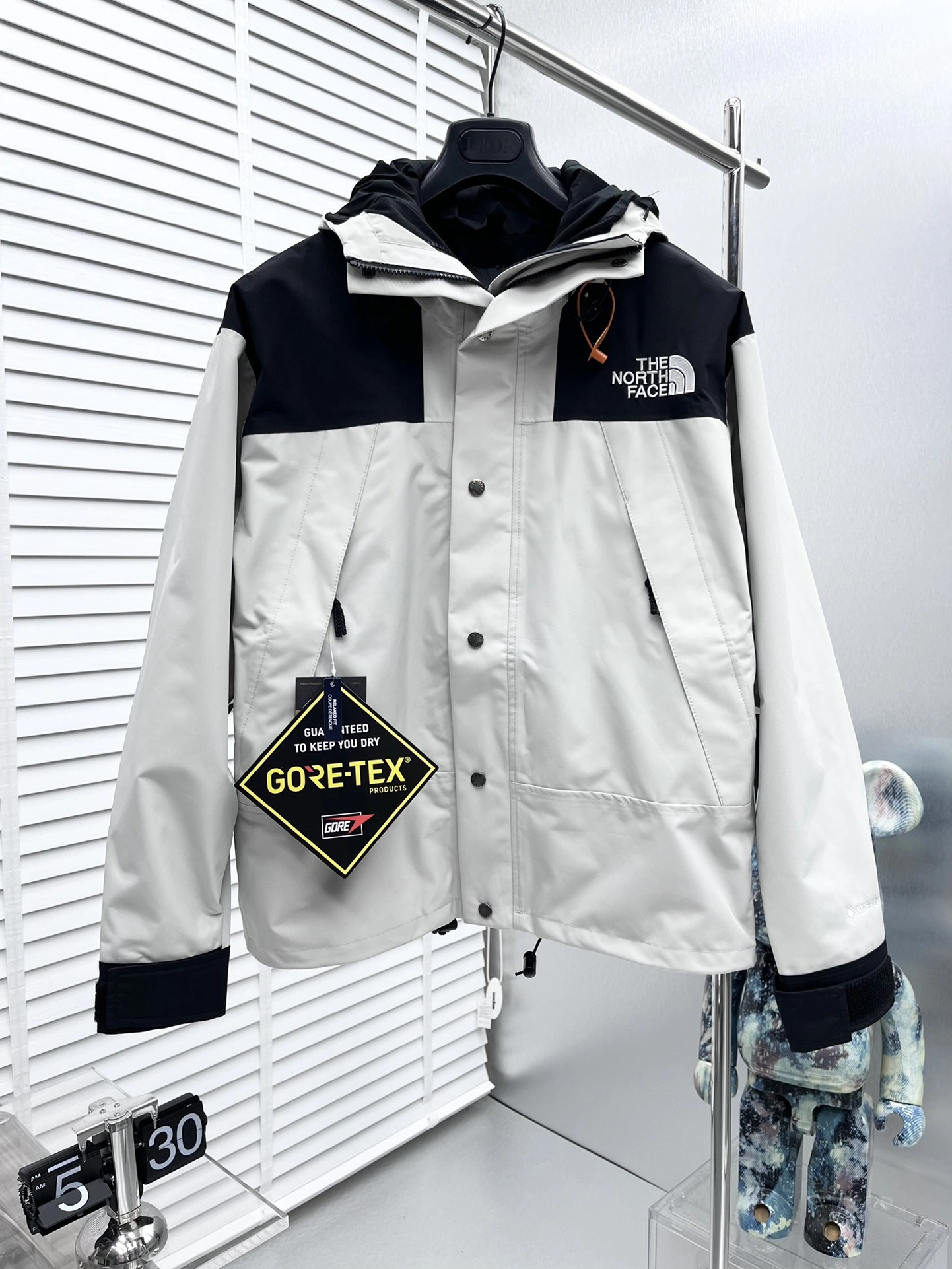 FreshLook The North Face Outwear 173071