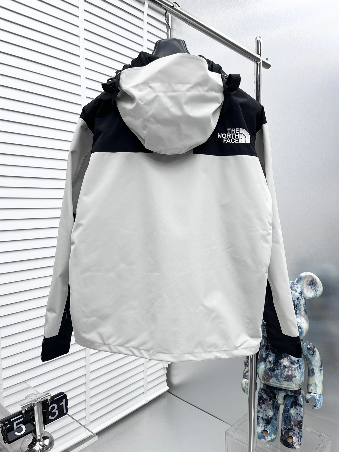 FreshLook The North Face Outwear 173071