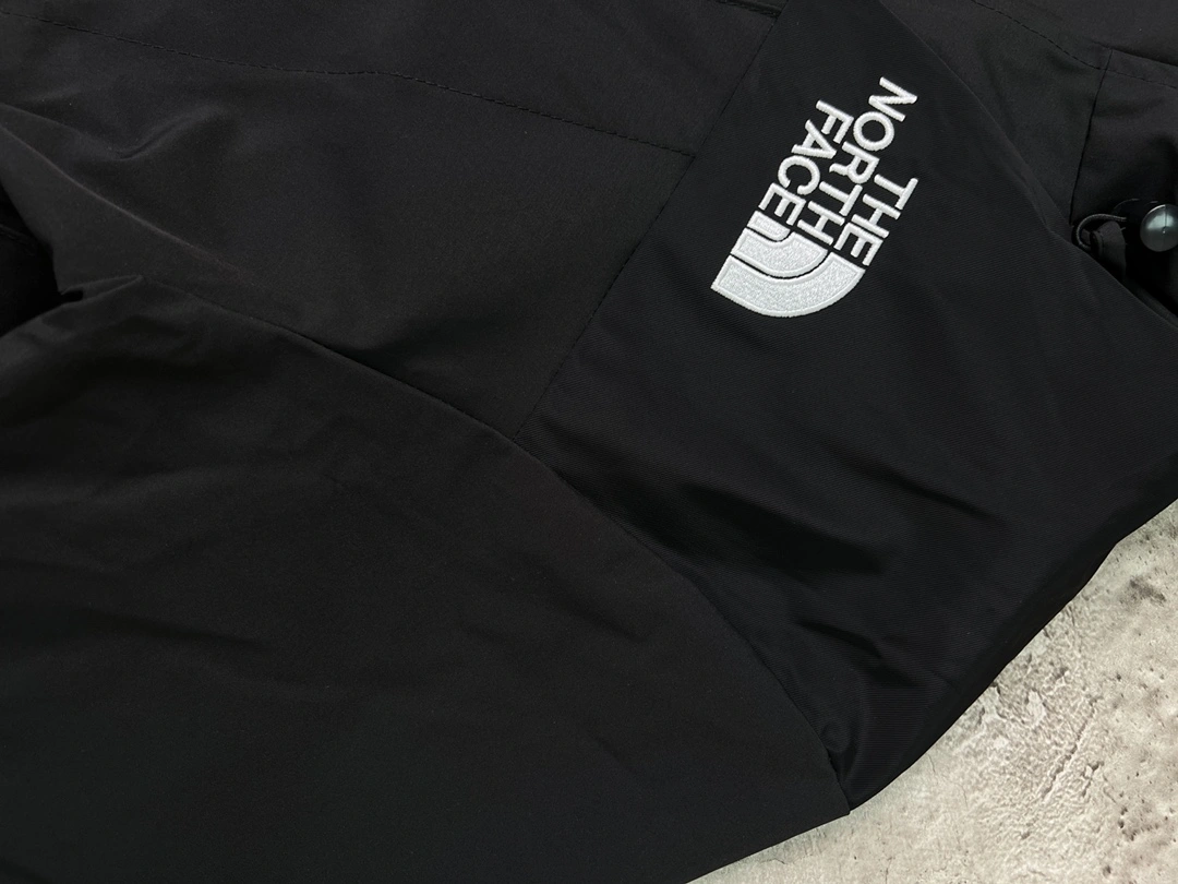 The North Face Outwear Premium 173063