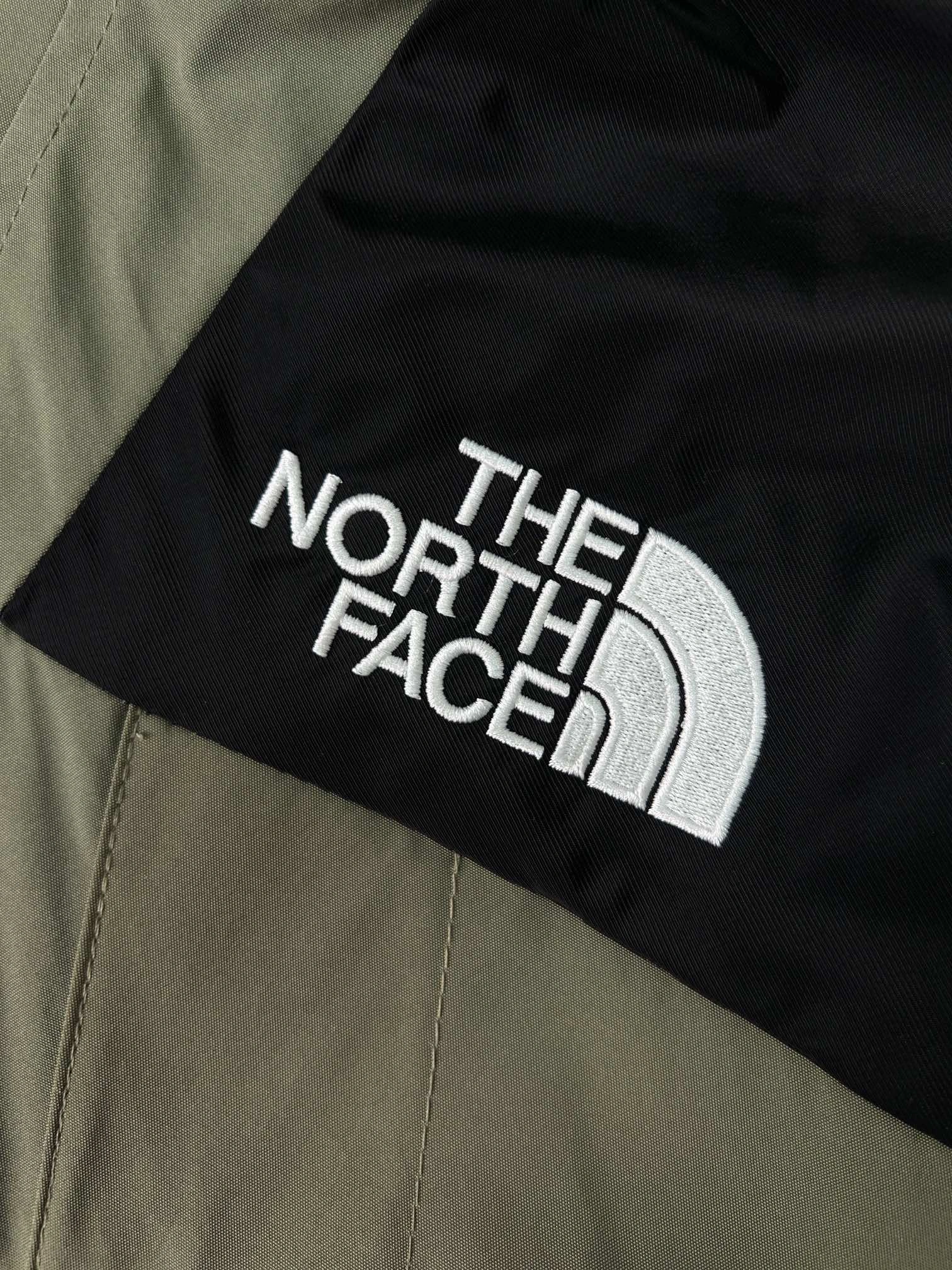 HighPerformance The North Face Outwear 173091