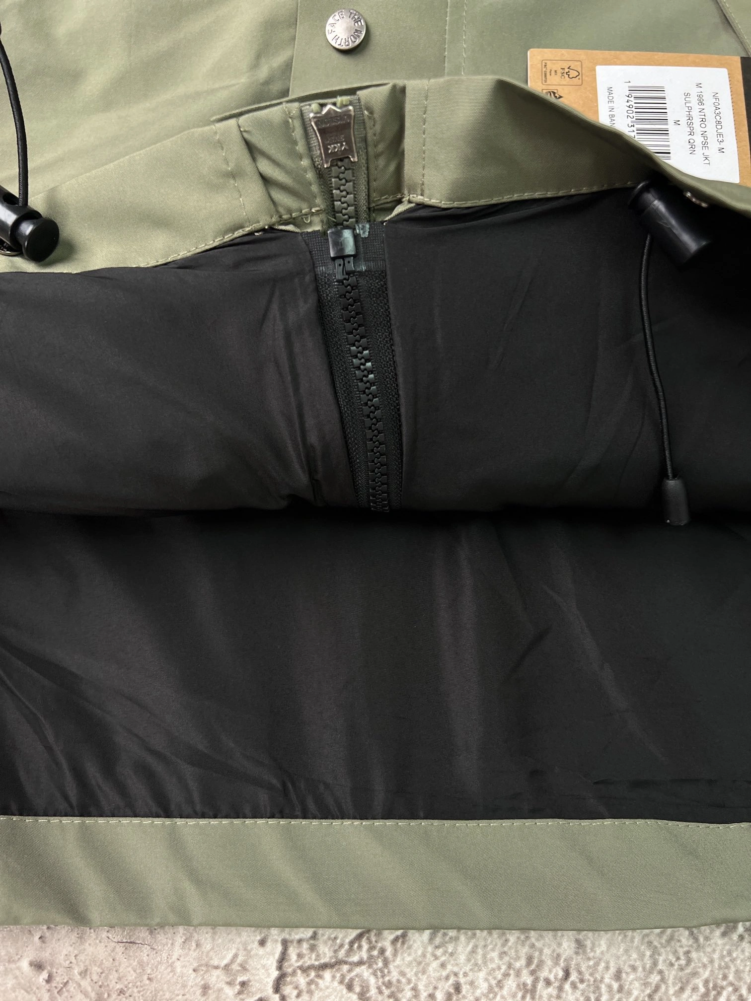 HighPerformance The North Face Outwear 173091