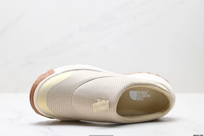 The North Face Shoes Effortless 1691
