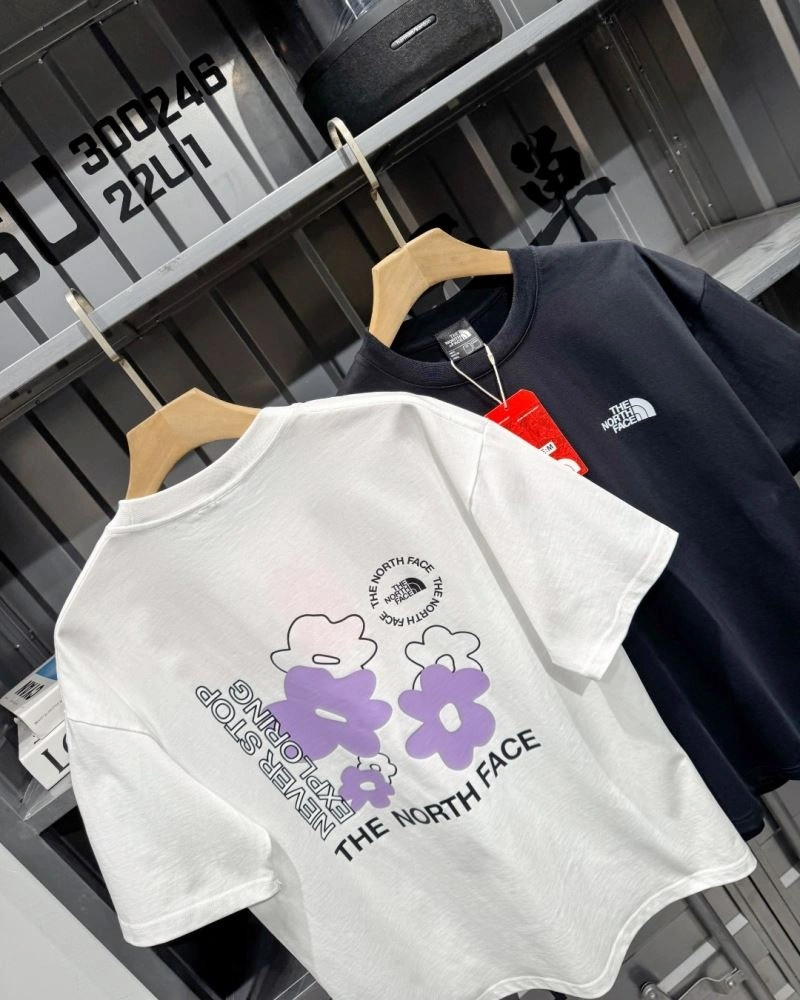The North Face T-Shirts UrbanChic 173030