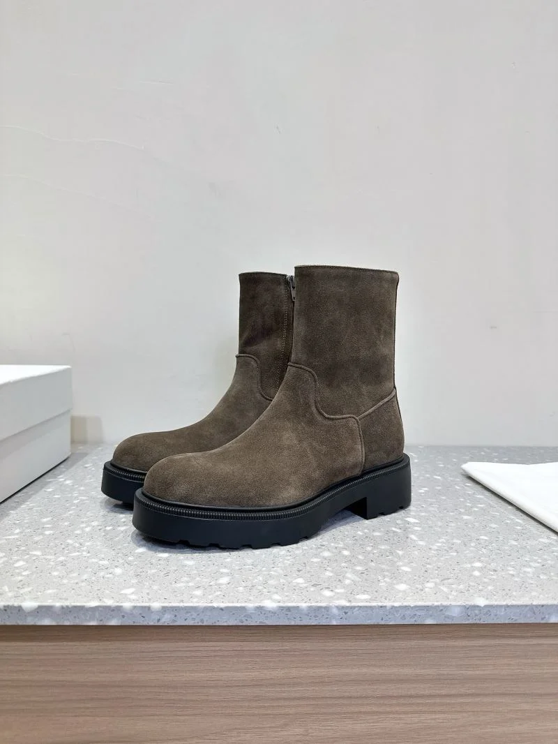 Vibrant The Row Boots 7227