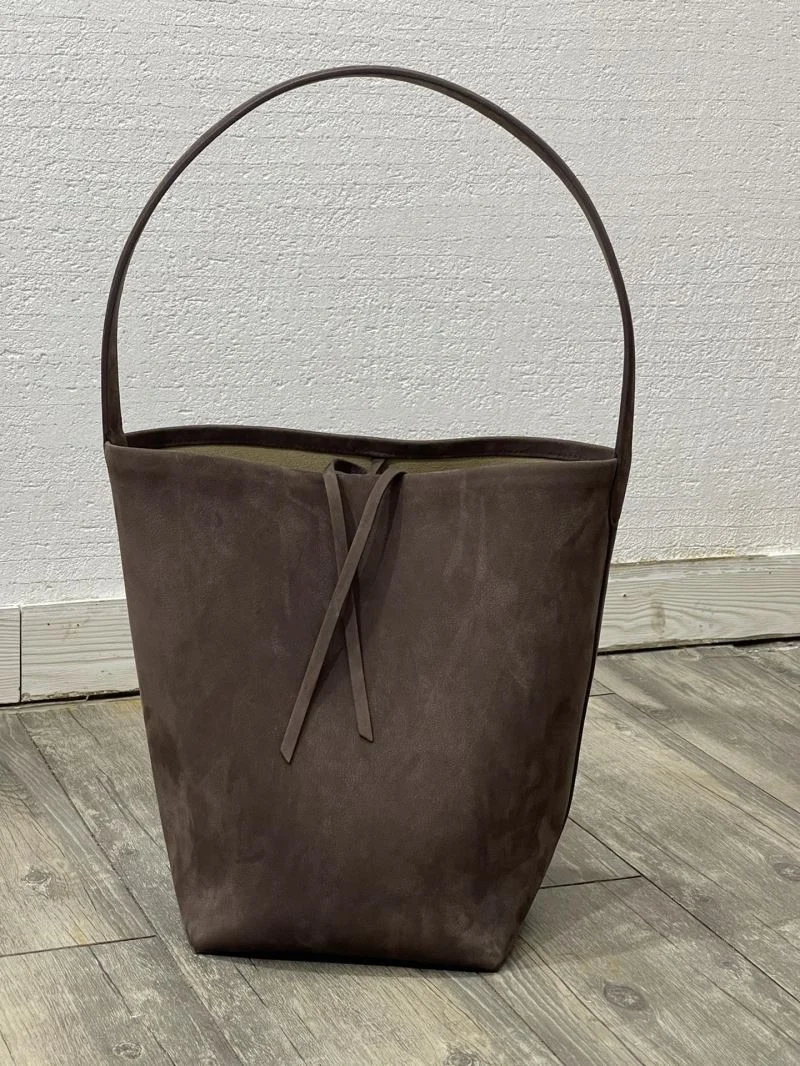 Durable The Row Bucket Bags 45612