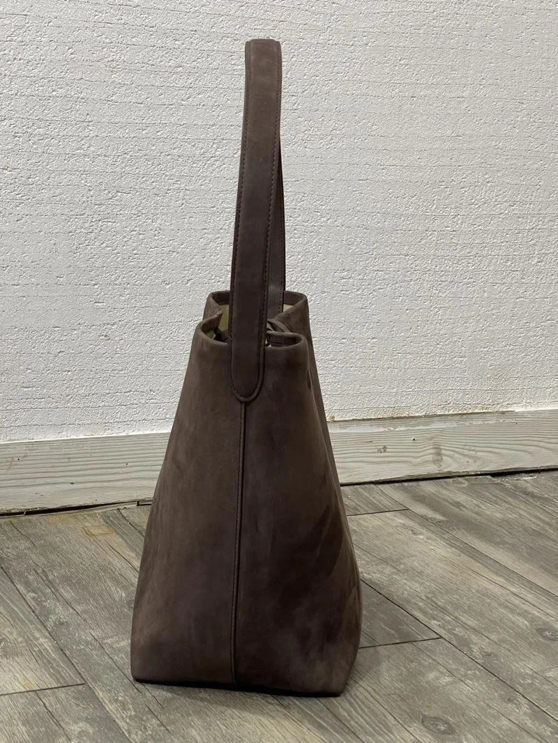 Durable The Row Bucket Bags 45612