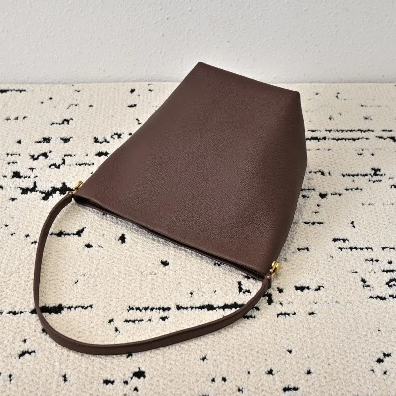 FreshLook The Row Bucket Bags 45595