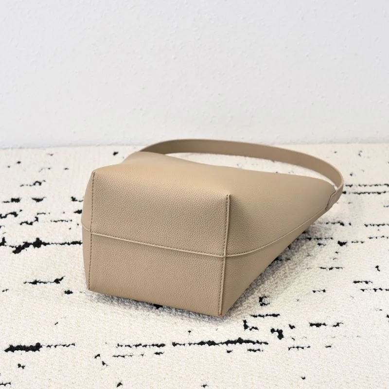QuickDry The Row Bucket Bags 45593