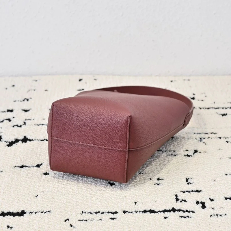 EyeCatching The Row Bucket Bags 45588