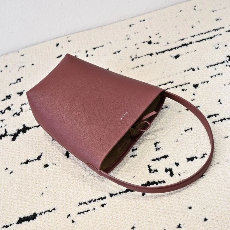 EyeCatching The Row Bucket Bags 45588