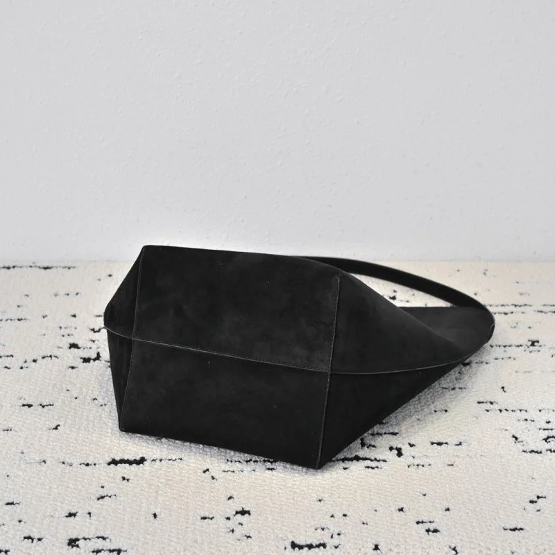 OnTrend The Row Bucket Bags 45584