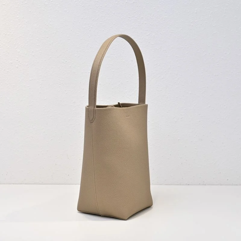The Row Bucket Bags Classic 45431