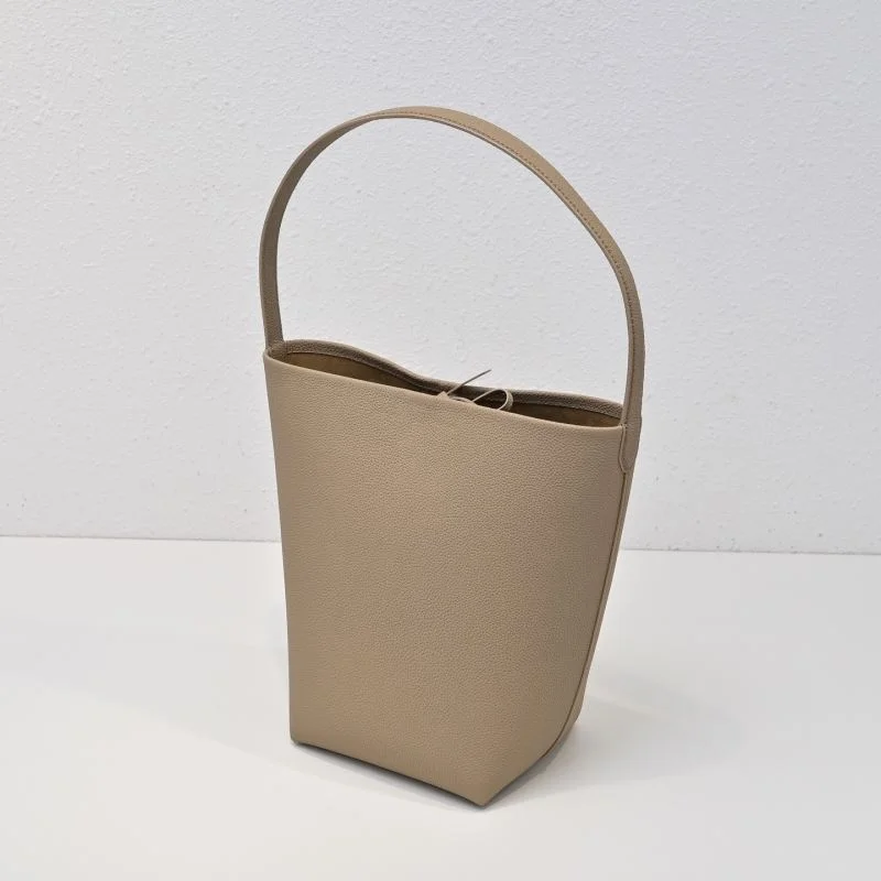 The Row Bucket Bags Classic 45431