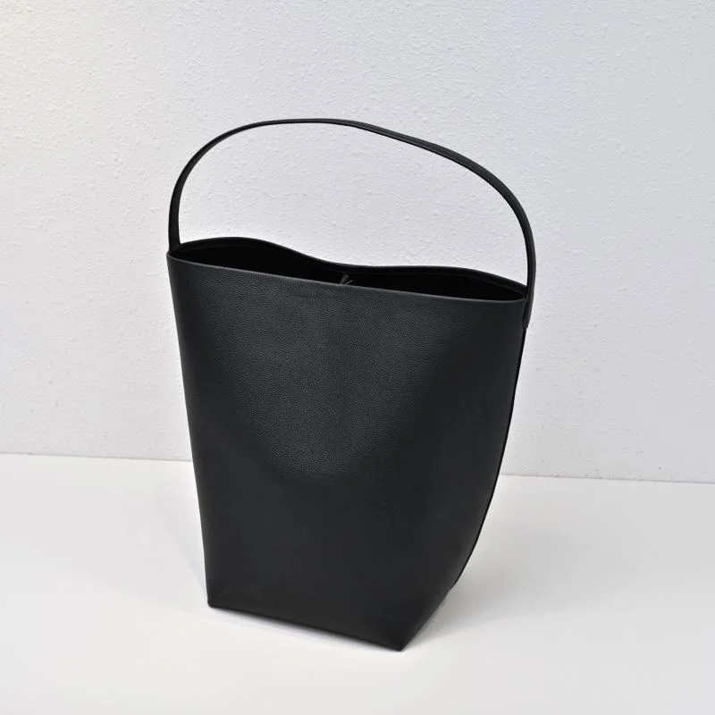 Casual The Row Bucket Bags 45421