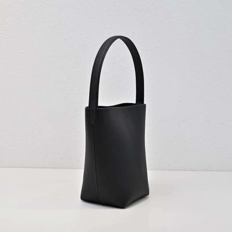 Seasonal The Row Bucket Bags 45427