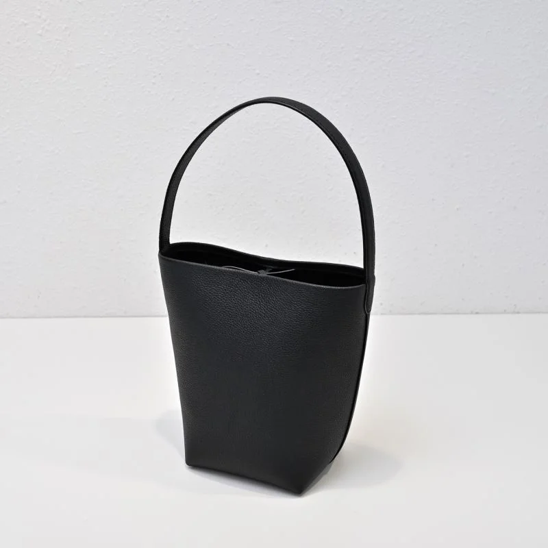 Seasonal The Row Bucket Bags 45427