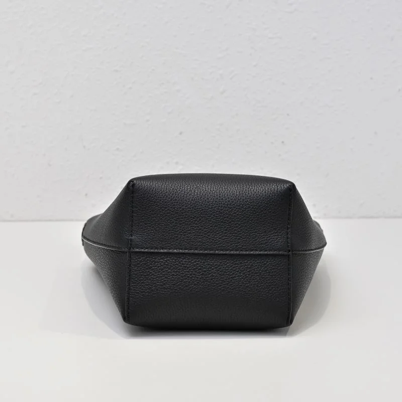 Seasonal The Row Bucket Bags 45427