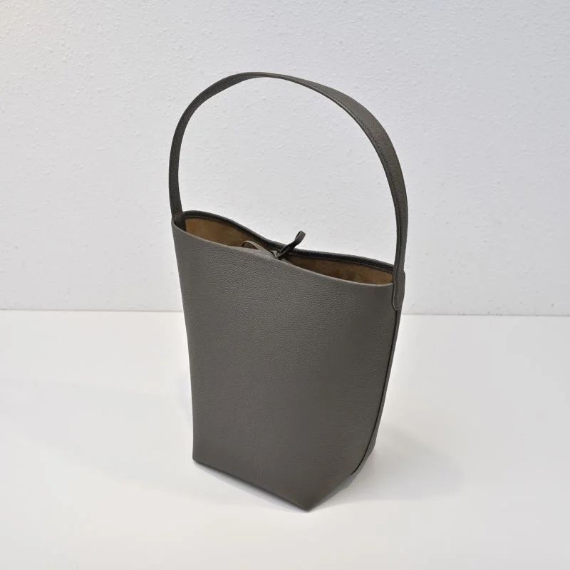 Durable The Row Bucket Bags 45416