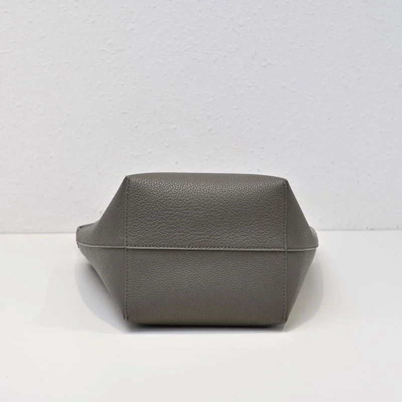 Durable The Row Bucket Bags 45416