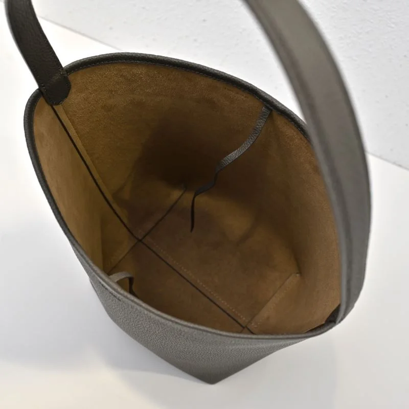Durable The Row Bucket Bags 45416