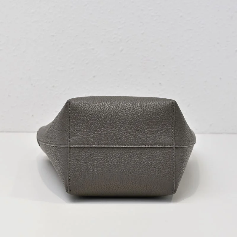 OnTrend The Row Bucket Bags 45417