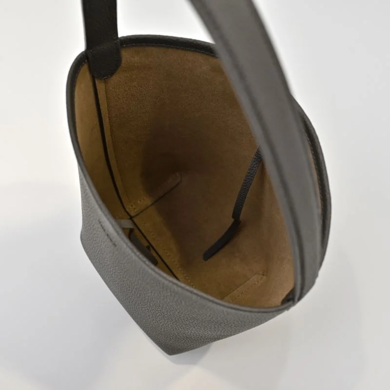 OnTrend The Row Bucket Bags 45417