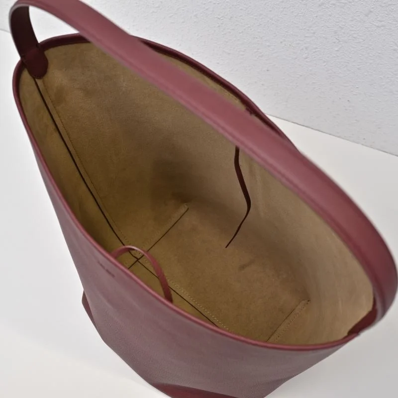 The Row Bucket Bags Comfortable 45422