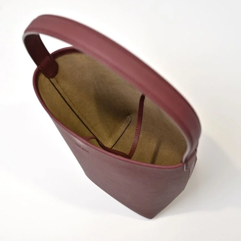 UrbanChic The Row Bucket Bags 45414