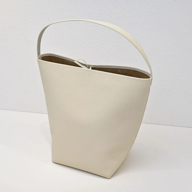 The Row Bucket Bags HighPerformance 45454