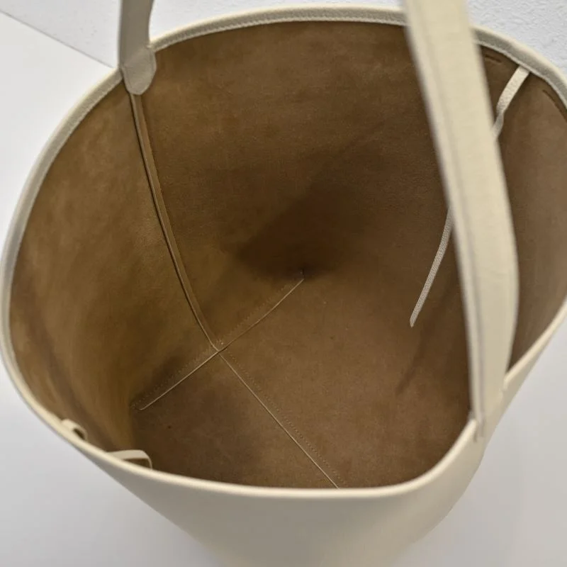 The Row Bucket Bags HighPerformance 45454