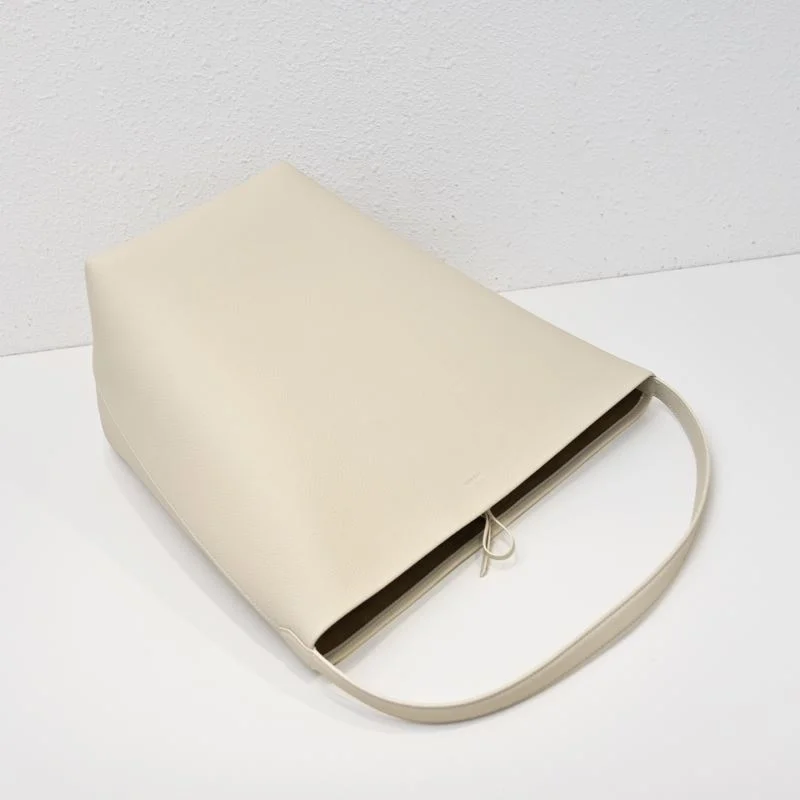 The Row Bucket Bags HighPerformance 45454