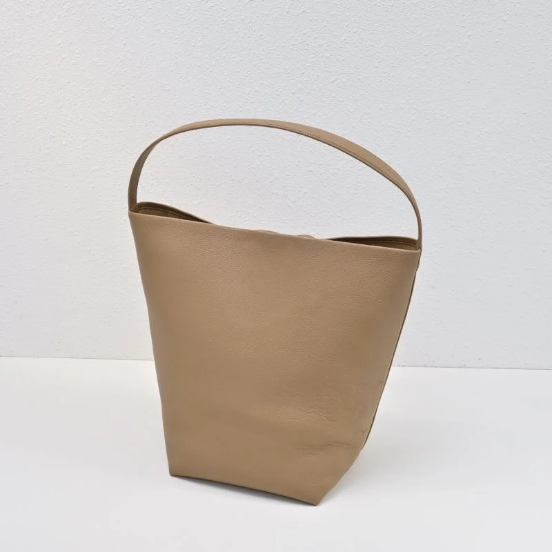 Efficient The Row Bucket Bags 45392