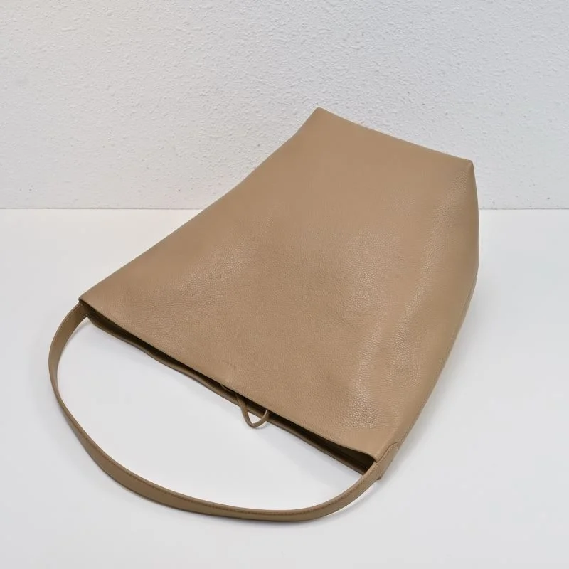Efficient The Row Bucket Bags 45392