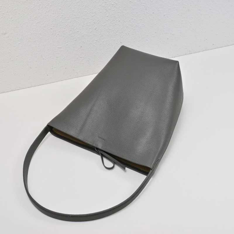 TravelReady The Row Bucket Bags 45387