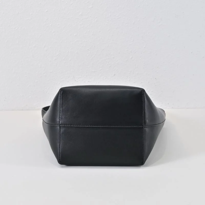 The Row Bucket Bags Elegant 45474