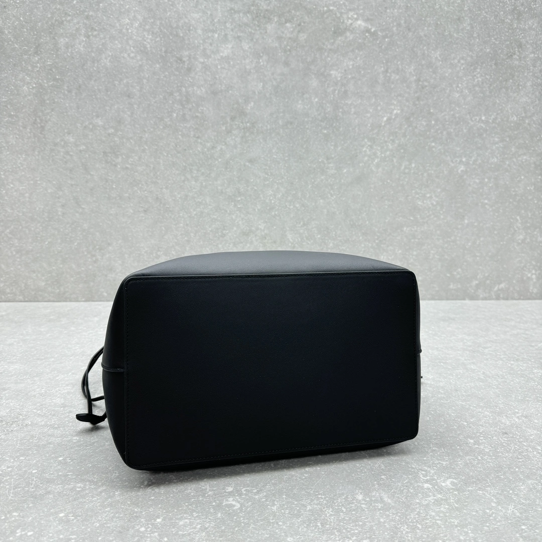 StreetReady The Row Bucket Bags 69485